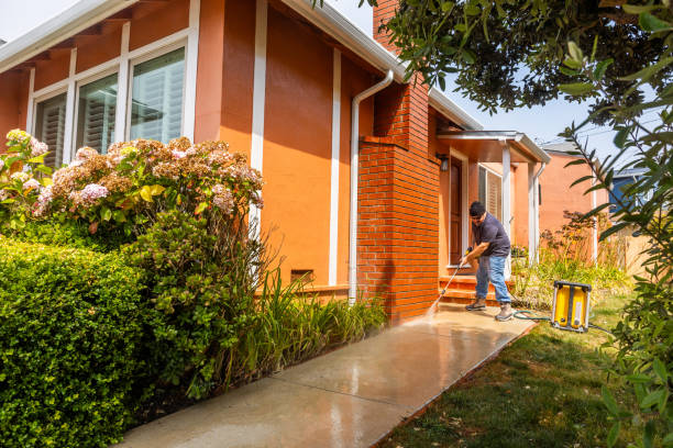 Why Choose Our Certified Pressure Washing Experts for Your Project Needs in Winnebago, IL?